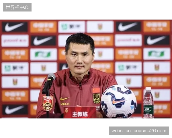 面对身材高大的德国队,库拉索的防空能力将面临考验,或被迫增加外围远射尝试。 面对身材高大的德国队,库拉索的防空能力将面临考验,或被迫增加外围远射尝试。